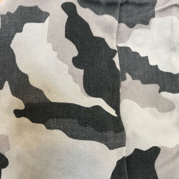 Levis Cargo Shorts Mens 42 Camo Inseam 10.5 Good Condition PC9 12463-0029 - Picture 15 of 15